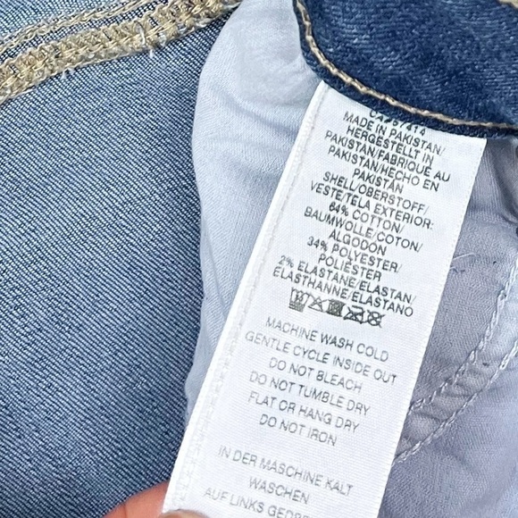 NWT True Religion Maisie High Rise Cutoff Shorts In Medium Wash - Picture 5 of 5